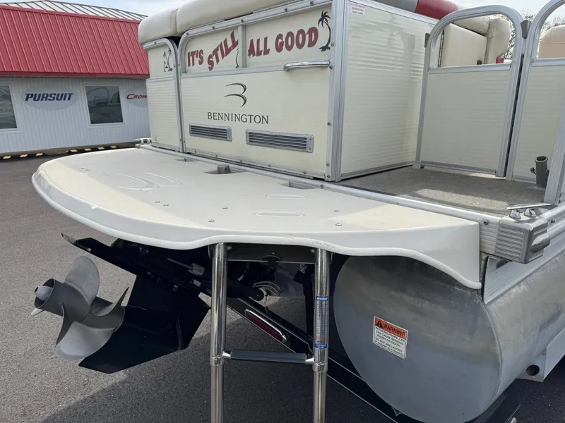 Slide: The Image of Bennington 2575RLi 2007 - 12