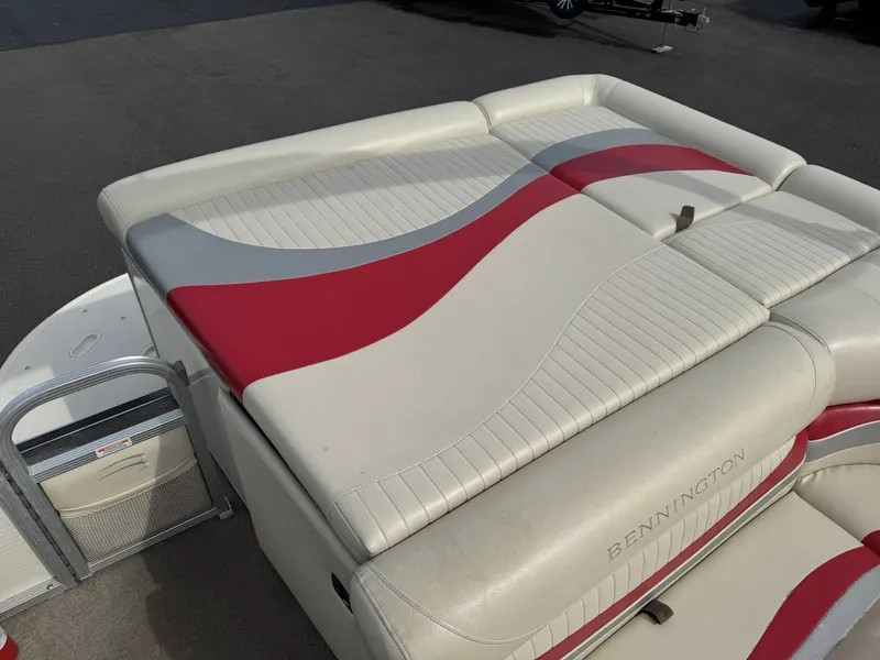 Slide: The Image of Bennington 2575RLi 2007 - 13