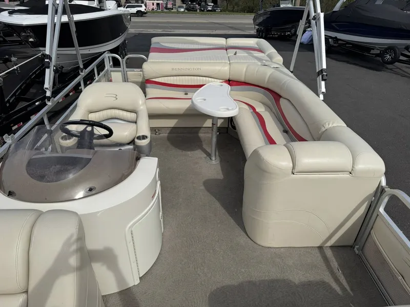 Slide: The Image of Bennington 2575RLi 2007 - 14