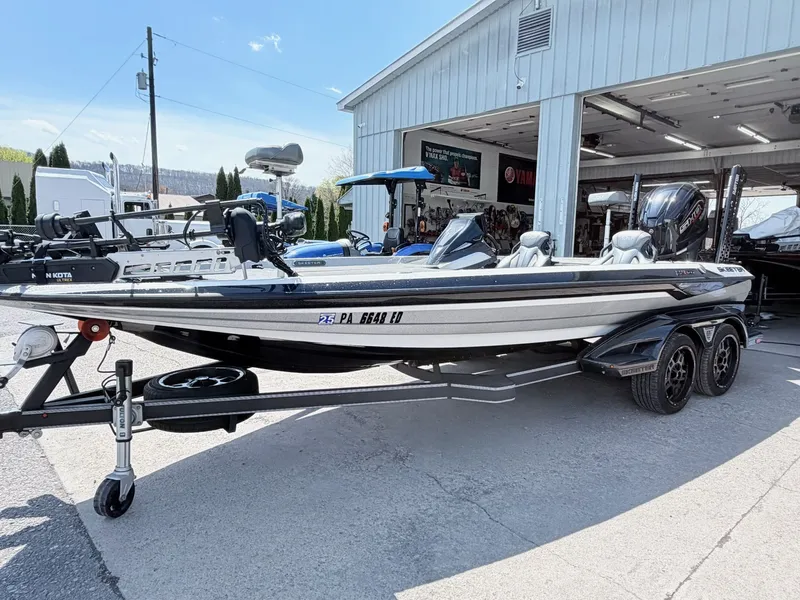 Slide: The Image of Skeeter FXR21 L - IN STOCK NOW 2022 - 18