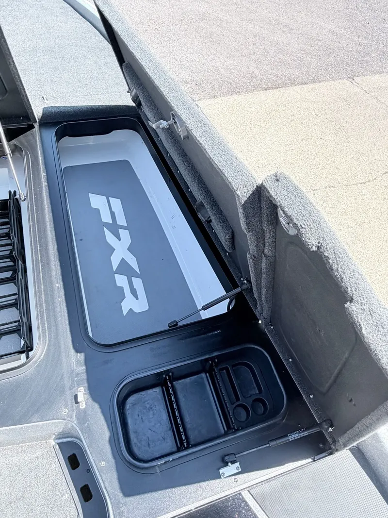 Slide: The Image of Skeeter FXR21 L - IN STOCK NOW 2022 - 24