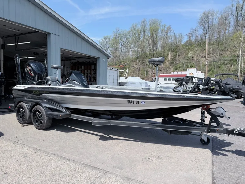 Slide: The Image of Skeeter FXR21 L - IN STOCK NOW 2022 - 31