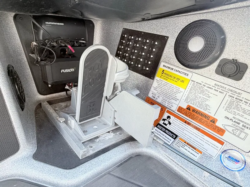 Slide: The Image of Skeeter FXR21 L - IN STOCK NOW 2022 - 6