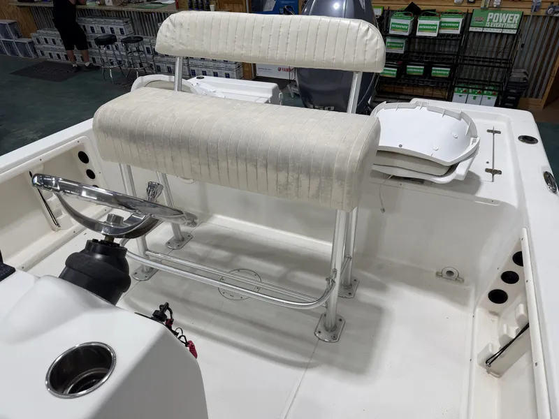 Slide: The Image of Sailfish 2100CC BAY 2013 - 23