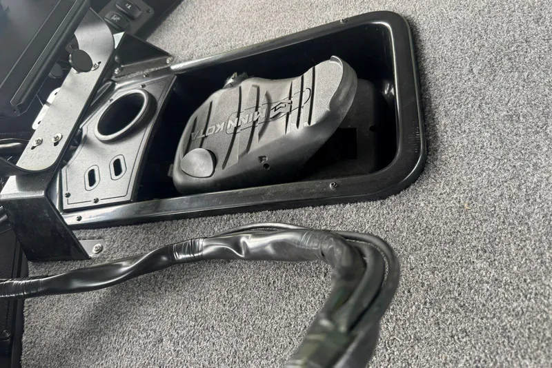 Slide: The Image of Foot pedal control in a 2021 Ranger RT178 boat, featuring Minn Kota branding. - 23