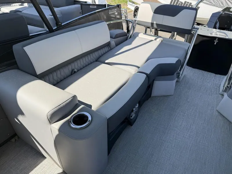 Slide: The Image of Avalon Catalina Quad Lounger 2025 - 12