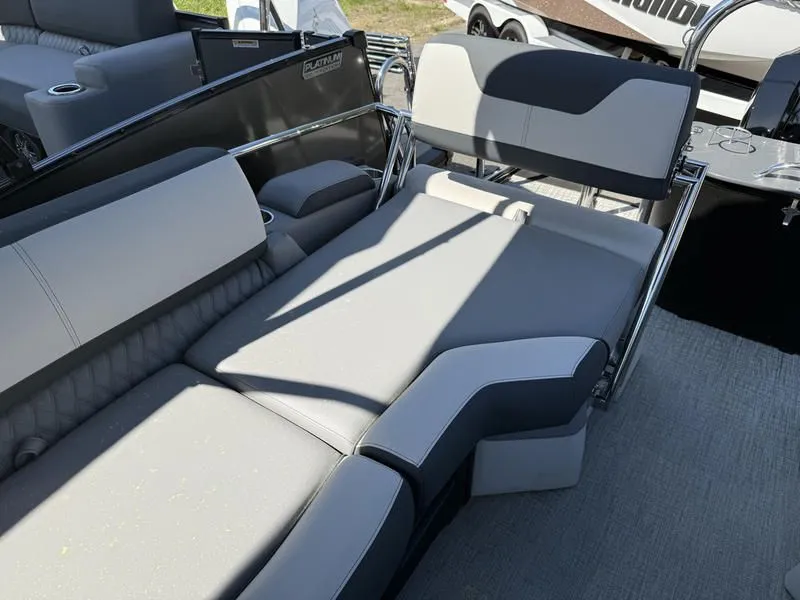 Slide: The Image of Avalon Catalina Quad Lounger 2025 - 14