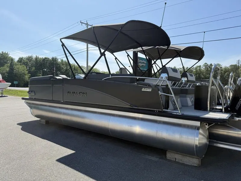 Slide: The Image of Avalon Catalina Quad Lounger 2025 - 3