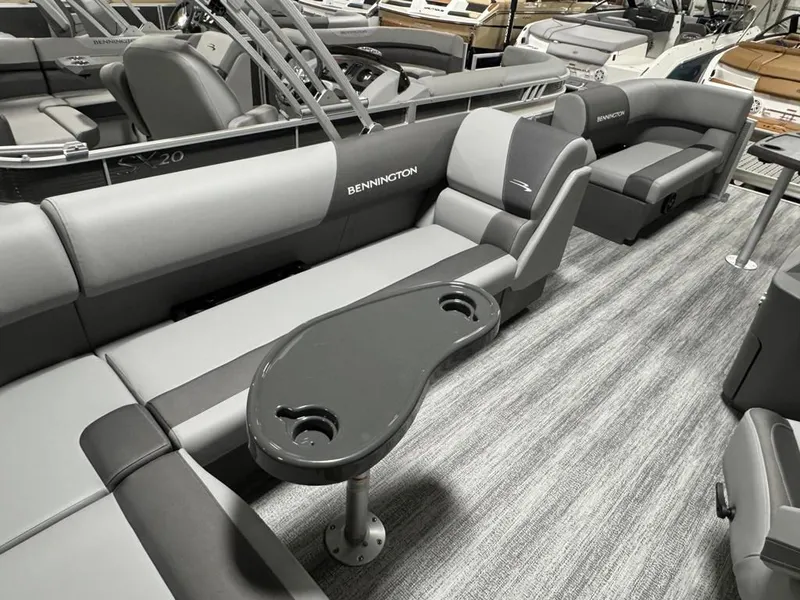 Slide: The Image of Bennington 20SL 2025 - 11