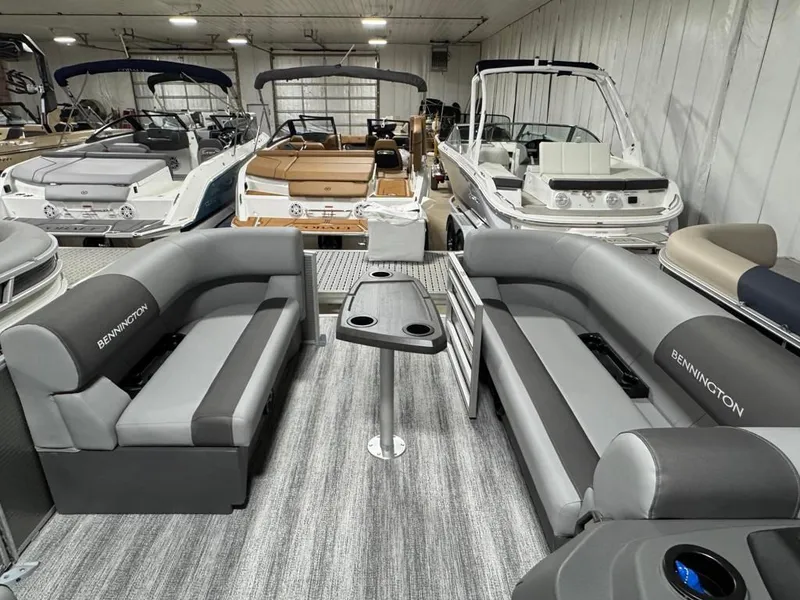 Slide: The Image of Bennington 20SL 2025 - 4