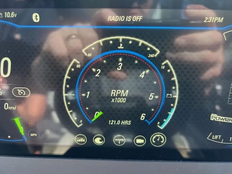 Slide: The Image of Malibu Wakesetter 23 MXZ 2022 - 12