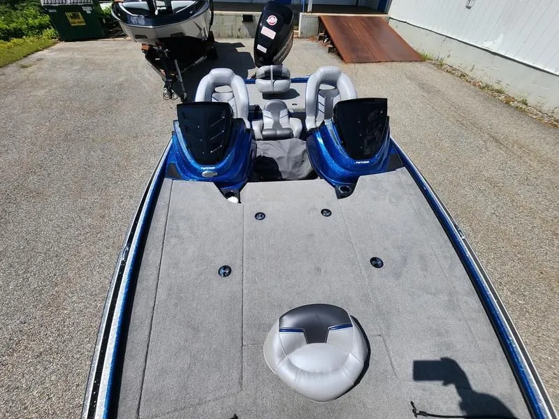 Slide: The Image of Nitro Z19 Z-Pro PKG 2018 - 9