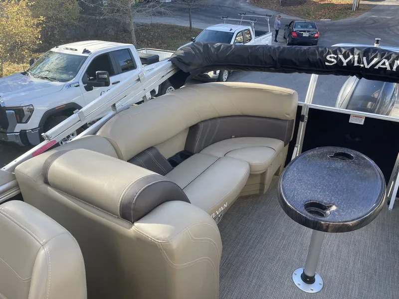 Slide: The Image of Sylvan Mirage 8524 LZ 2022 - 10