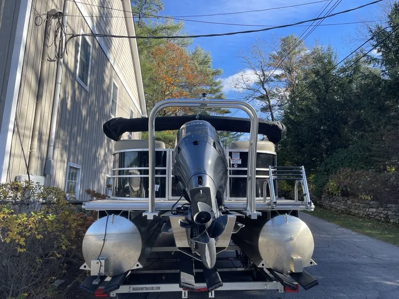 Slide: The Image of Sylvan Mirage 8524 LZ 2022 - 13