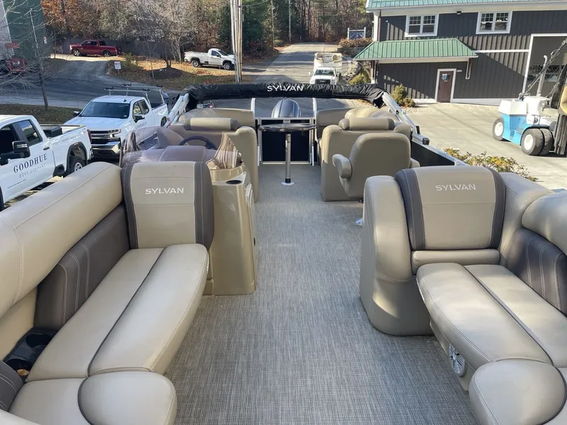 Slide: The Image of Sylvan Mirage 8524 LZ 2022 - 4