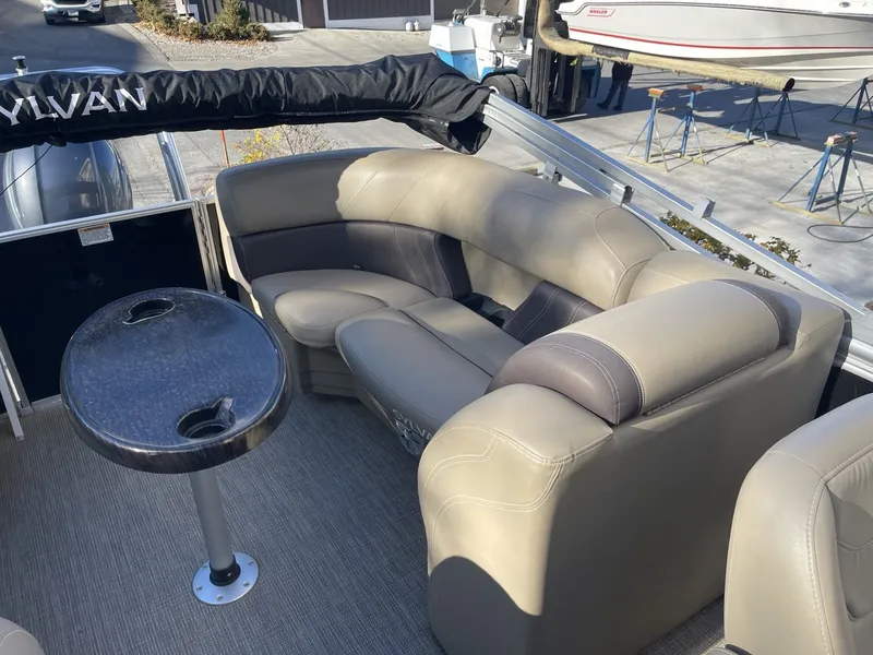 Slide: The Image of Sylvan Mirage 8524 LZ 2022 - 9