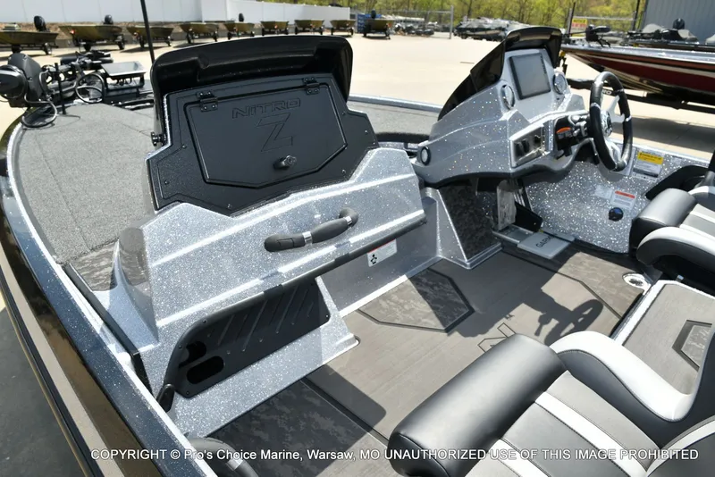 Slide: The Image of Nitro Z19 XL Pro Dual Console 2026 - 16