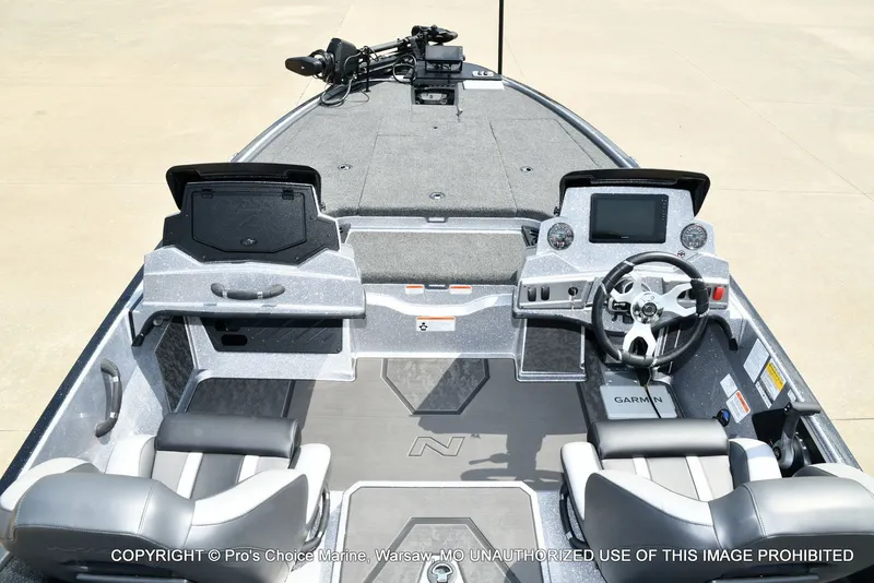 Slide: The Image of Nitro Z19 XL Pro Dual Console 2026 - 9