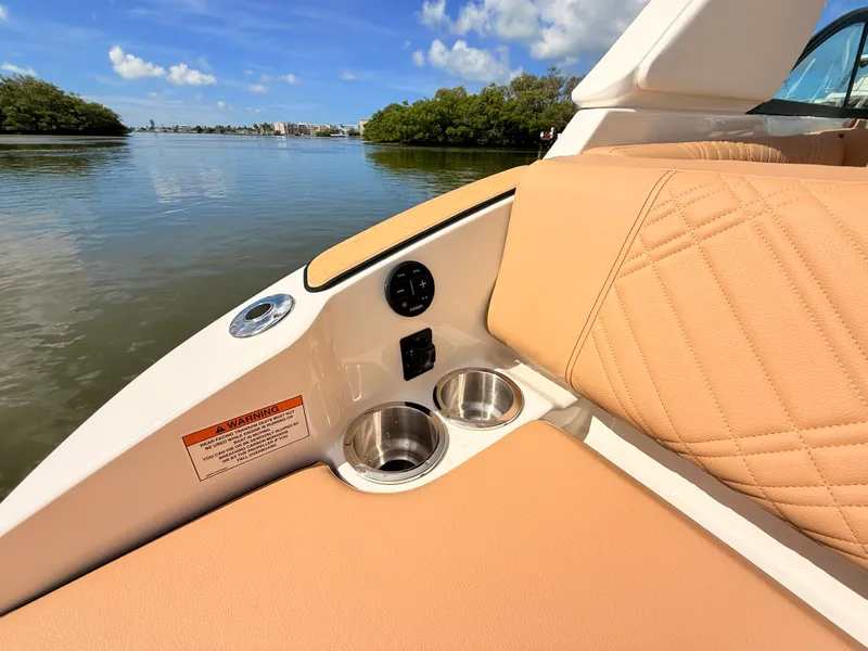 Slide: The Image of Sea Ray SDX 230 Outboard 2027 - 19