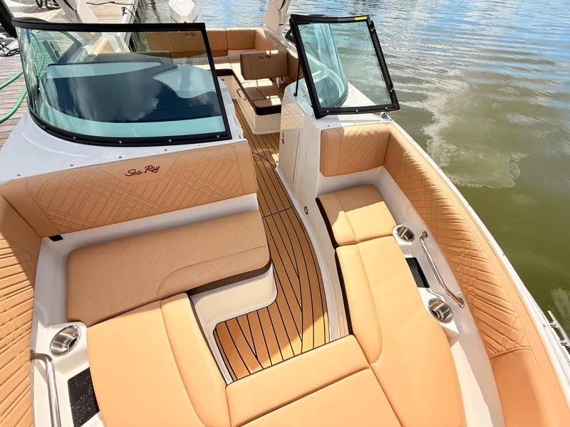 Slide: The Image of Sea Ray SDX 230 Outboard 2027 - 61