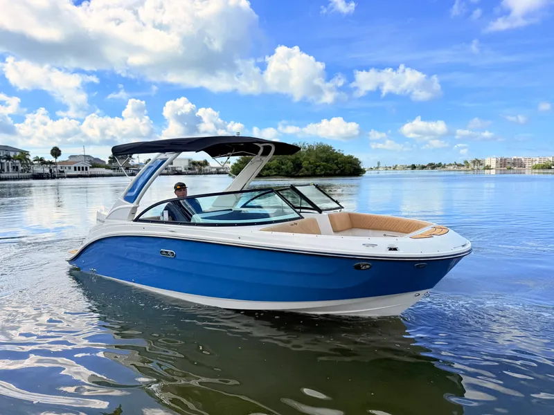 Slide: The Image of Sea Ray SDX 230 Outboard 2027 - 9