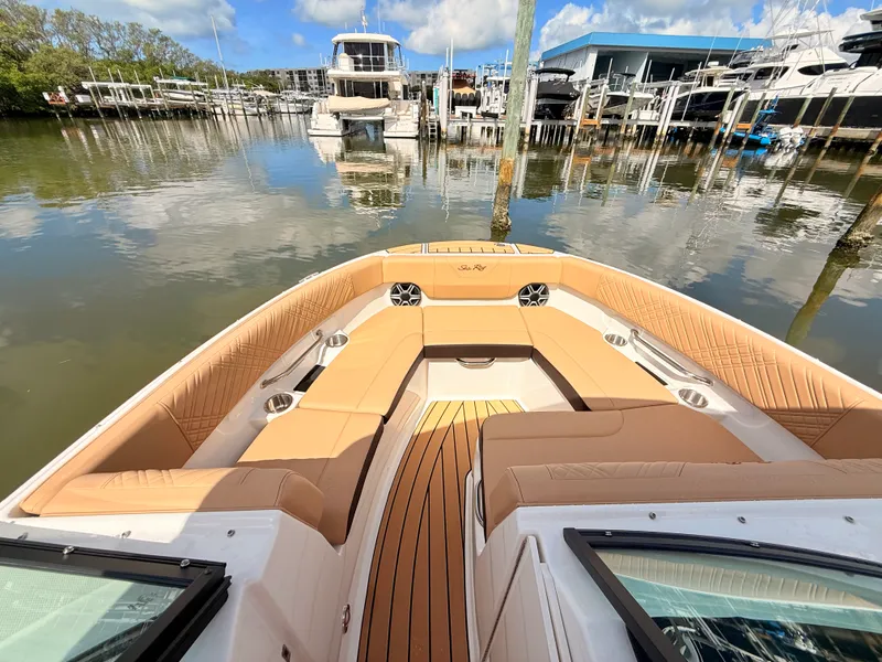 Slide: The Image of Sea Ray SDX 230 Outboard 2027 - 50