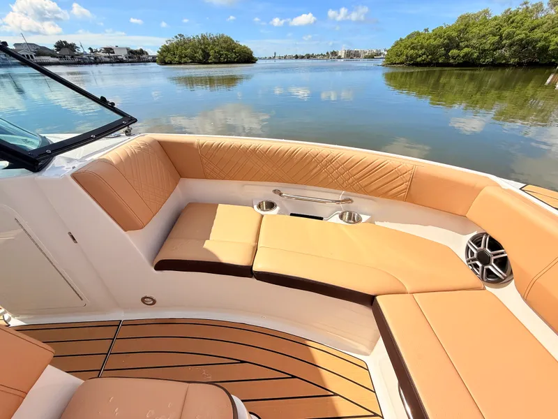 Slide: The Image of Sea Ray SDX 230 Outboard 2027 - 53