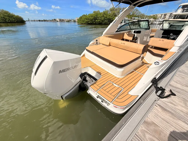 Slide: The Image of Sea Ray SDX 230 Outboard 2027 - 15