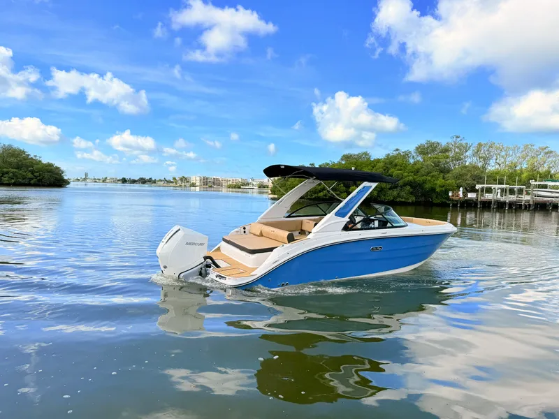 Slide: The Image of Sea Ray SDX 230 Outboard 2027 - 5