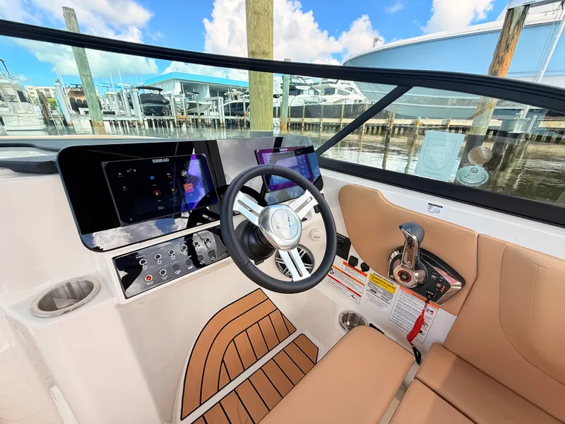 Slide: The Image of Sea Ray SDX 230 Outboard 2027 - 32