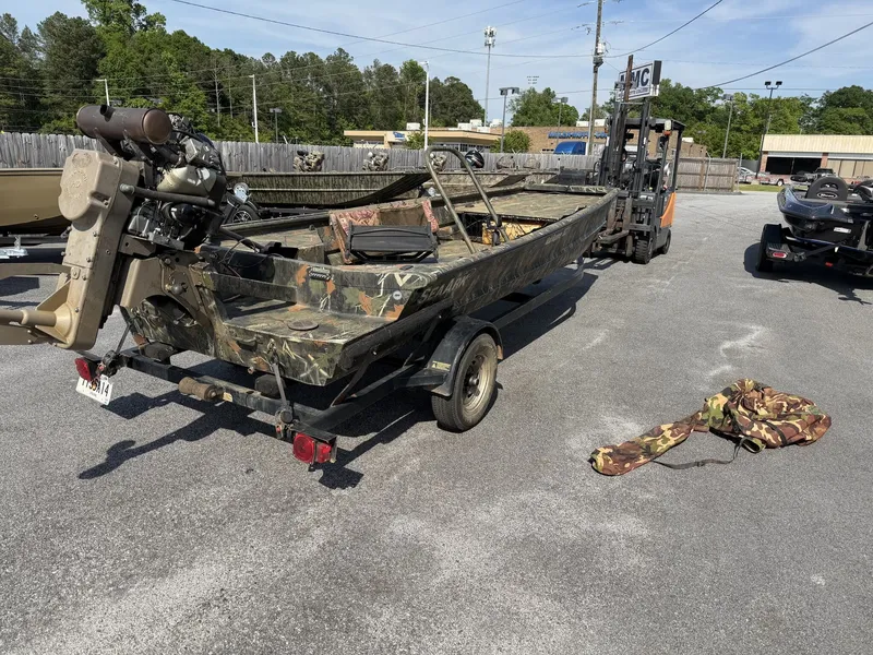 Slide: The Image of SeaArk Mud Runner 180 2023 - 4