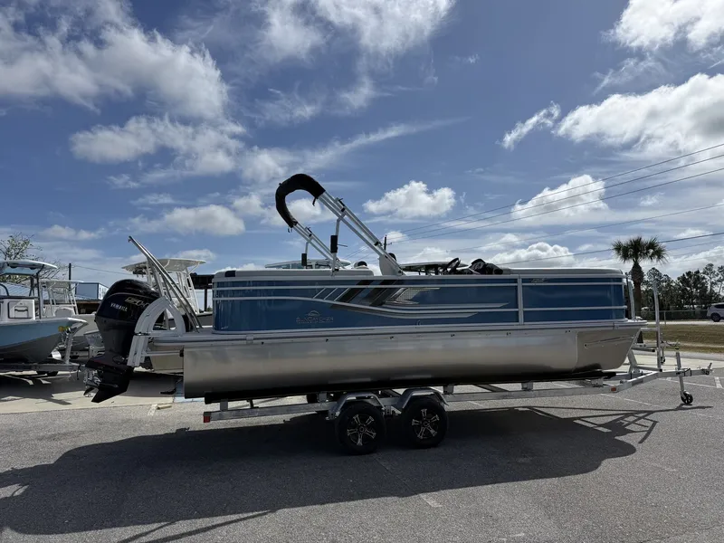 Slide: The Image of SunCatcher Select Series 22RC-YAMAHA VF115 SHO 2026 - 6