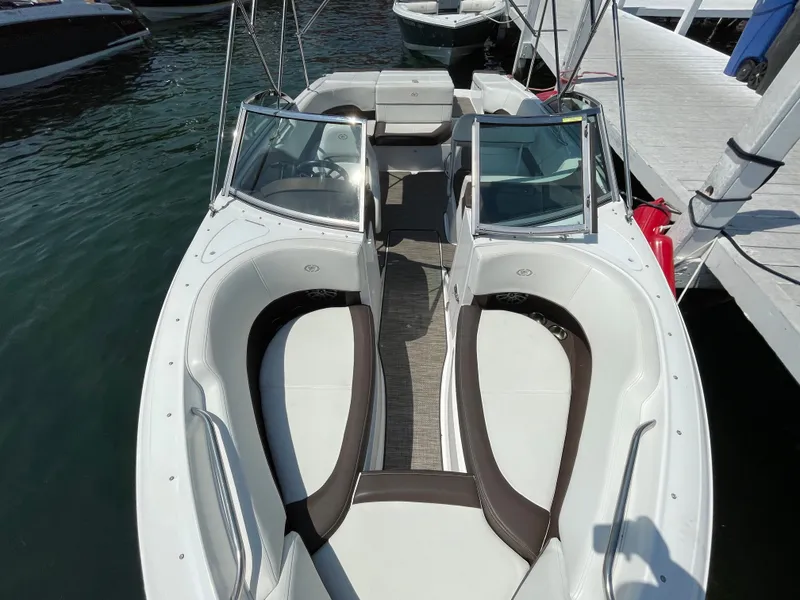 Slide: The Image of Cobalt 220S 2023 - 210