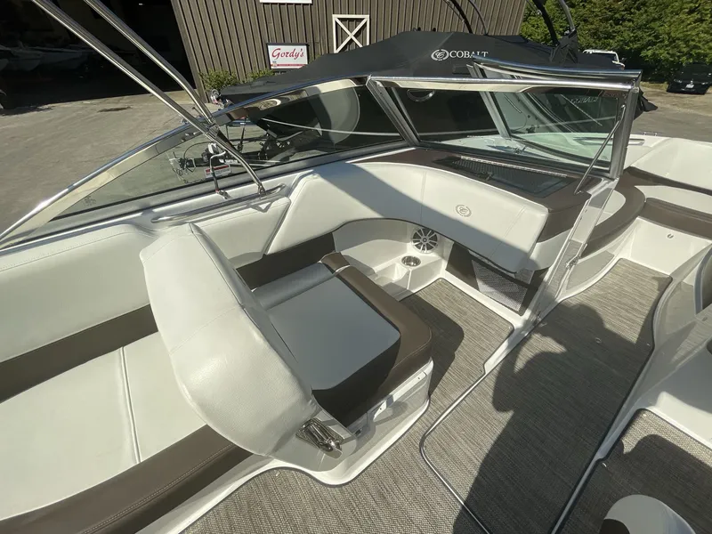 Slide: The Image of Cobalt 220S 2023 - 222