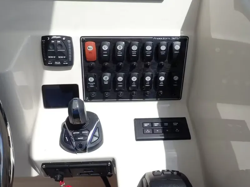 Slide: The Image of Grady-White Freedom 325 2022 - 16