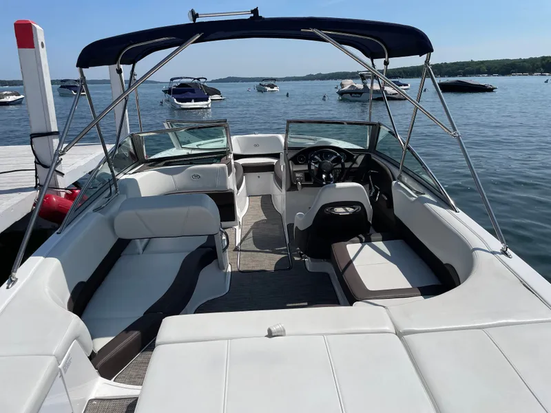 Slide: The Image of Cobalt 220S 2023 - 242