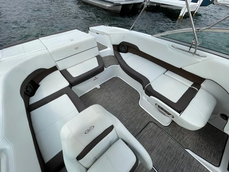 Slide: The Image of Cobalt 220S 2024 - 312