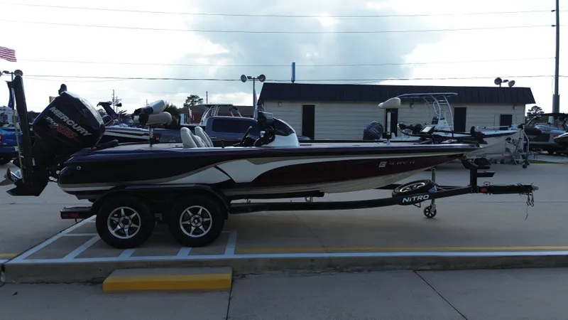 Slide: The Image of Nitro Z-8 2014 - 7