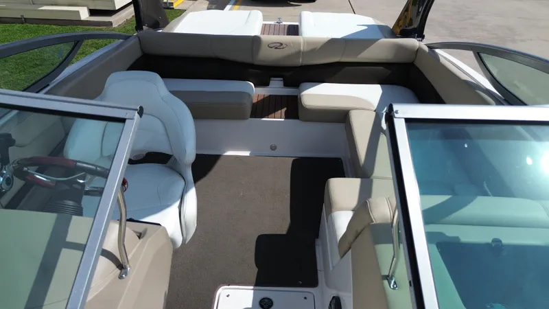 Slide: The Image of Regal 2100 2012 - 18