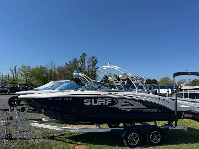 The Image of Chaparral 23 Surf 2021 - 1