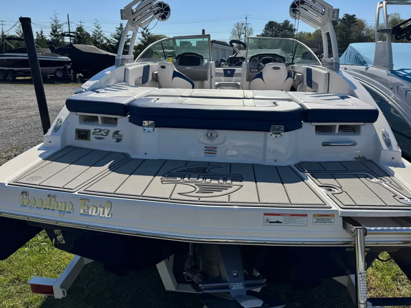 Slide: The Image of Chaparral 23 Surf 2021 - 15