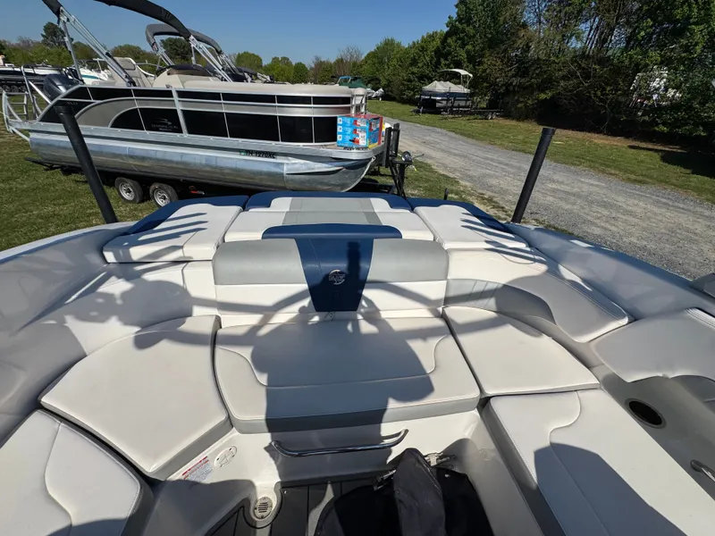 Slide: The Image of Chaparral 23 Surf 2021 - 46