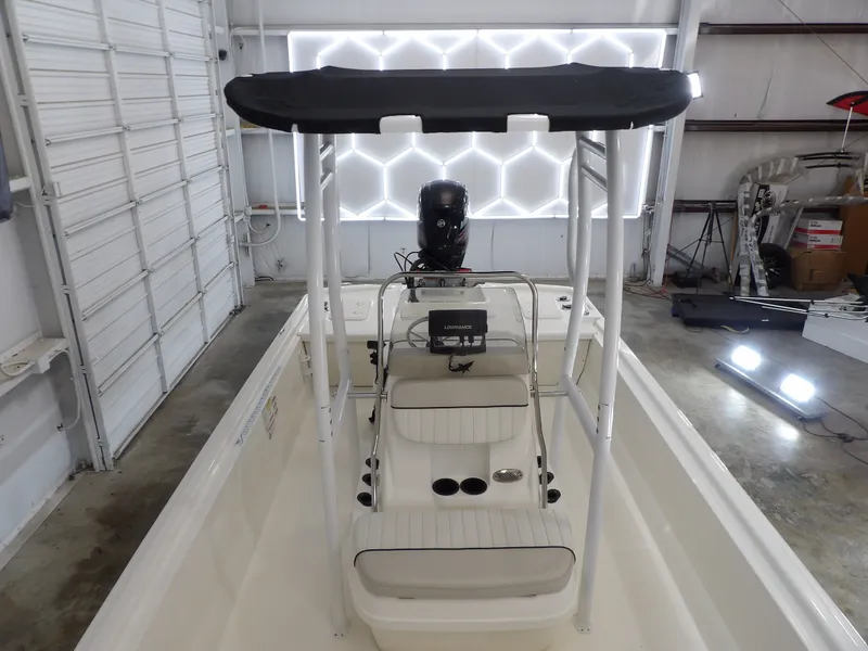 Slide: The Image of Mako Pro Skiff 19 CC 2017 - 11