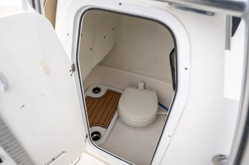 Slide: The Image of Sea Fox 226 Commander 2018 - 12