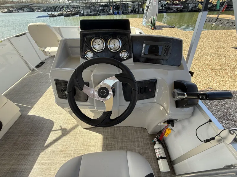 Slide: The Image of G3 Sun Catcher Select 18F 2021 - 6