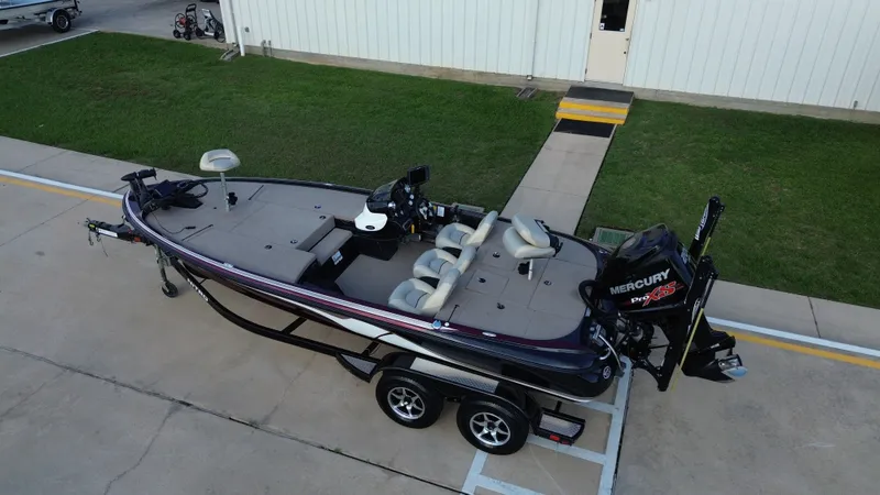 Slide: The Image of Nitro Z-8 2014 - 12