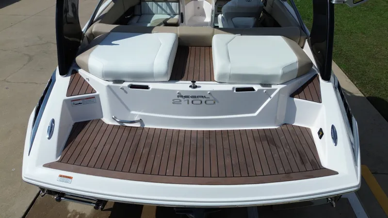 Slide: The Image of Regal 2100 2012 - 25