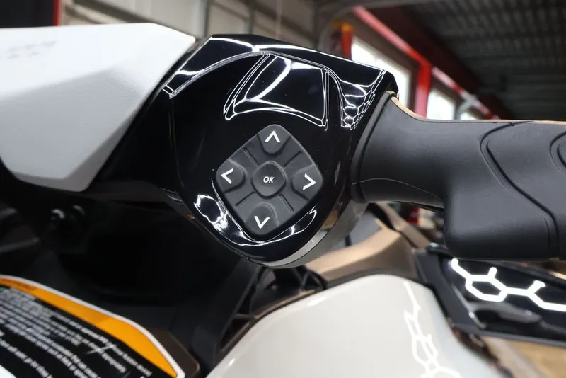 Slide: The Image of Close-up of the control handle on a 2025 Sea-Doo GTI SE 130. - 10