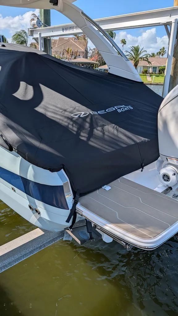 Slide: The Image of Regal LX6 2025 - 10