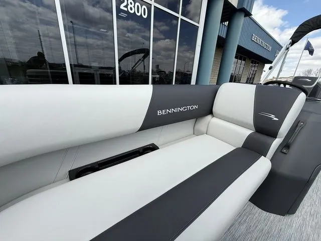 Slide: The Image of Bennington 22SSR TriToon Pontoon 2026 - 13
